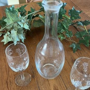 Etched Wine Decanter with 3 Etched Wine Glasses with Grape Etchings.